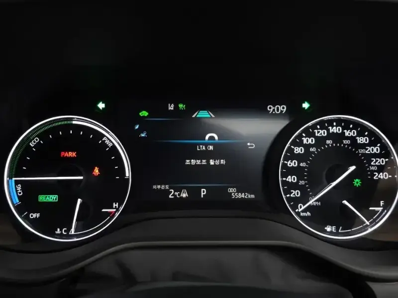 2023 Toyota Sienna с пробегом 55 842 км