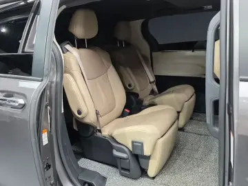 2023 Toyota Sienna с пробегом 55 842 км