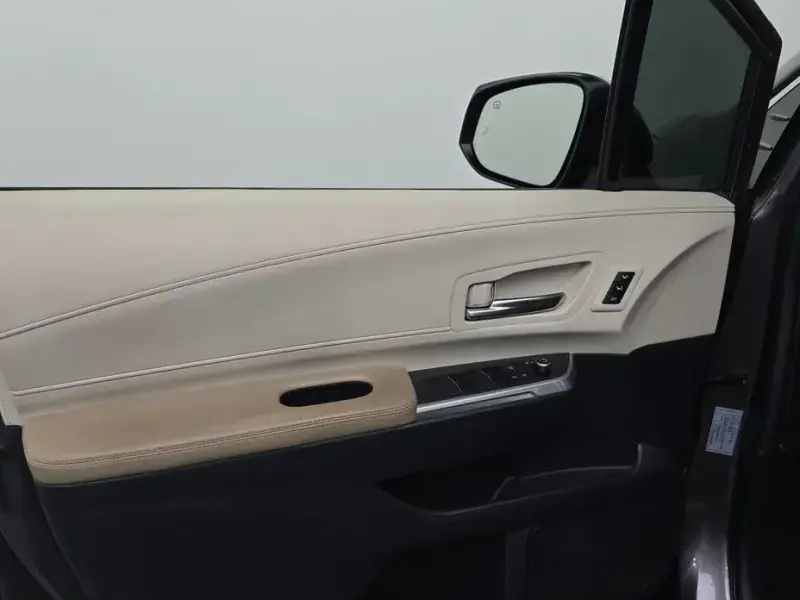 2021 Toyota Sienna с пробегом 69 072 км