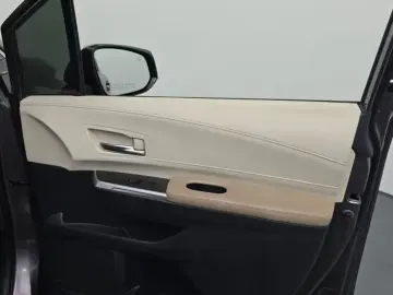 2021 Toyota Sienna с пробегом 69 072 км