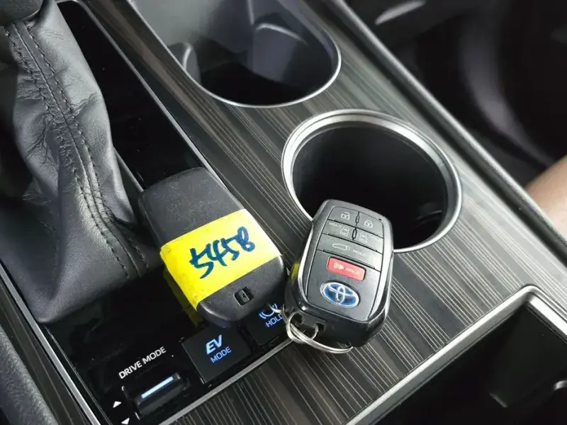 2021 Toyota Sienna с пробегом 69 072 км