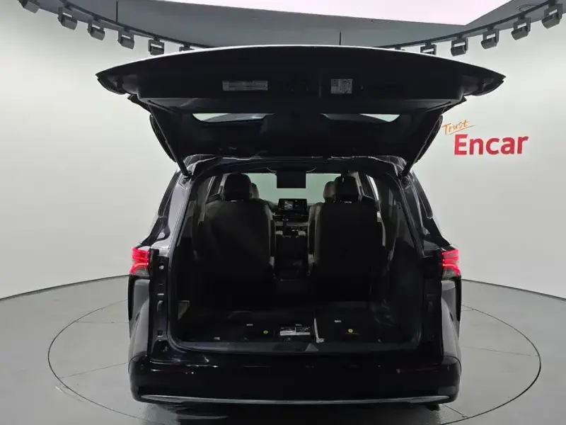 2021 Toyota Sienna с пробегом 69 072 км