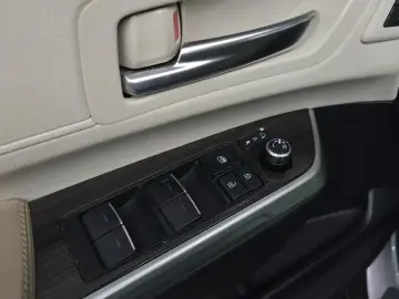 2021 Toyota Sienna с пробегом 69 072 км