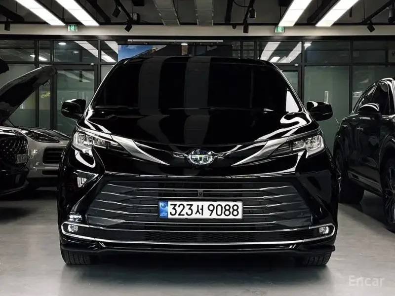 2021 Toyota Sienna с пробегом 31 004 км