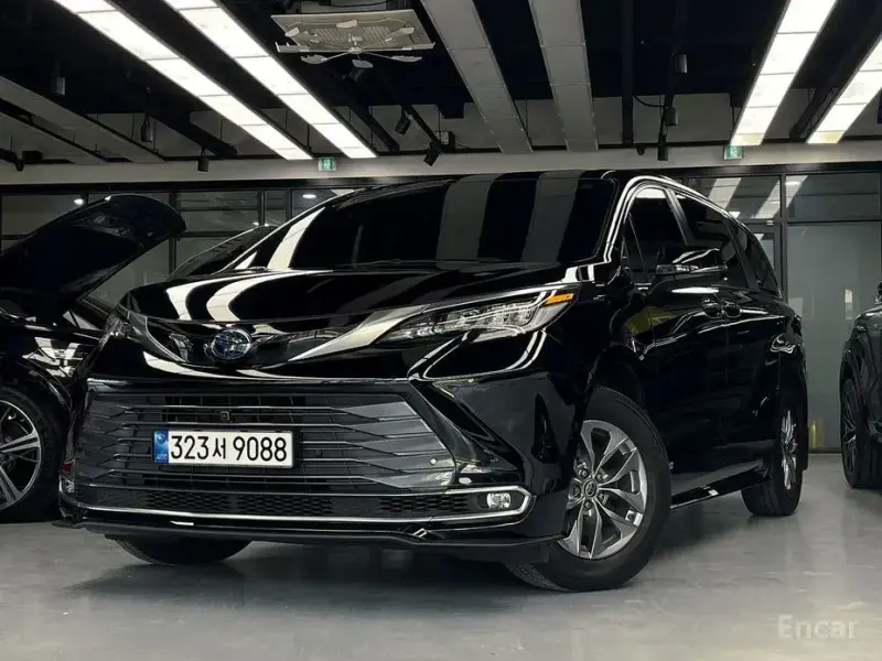 2021 Toyota Sienna с пробегом 31 004 км