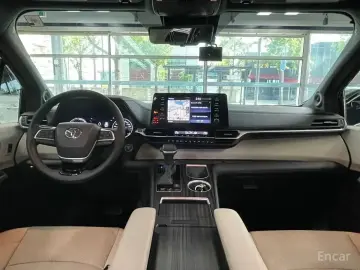 2021 Toyota Sienna с пробегом 31 004 км