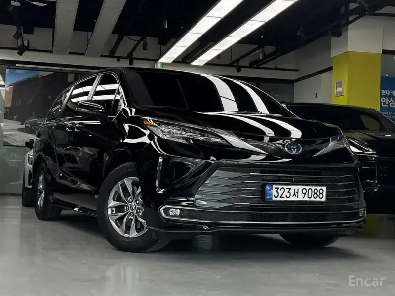 2021 Toyota Sienna с пробегом 31 004 км