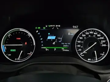 2023 Toyota Sienna с пробегом 24 968 км