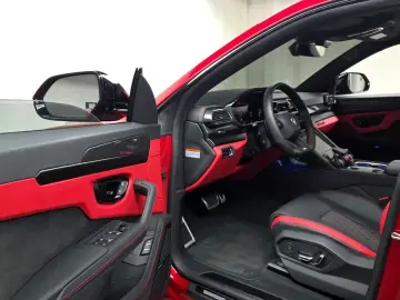 2024 Lamborghini Urus с пробегом 1 578 км