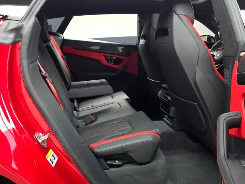 2024 Lamborghini Urus с пробегом 1 578 км