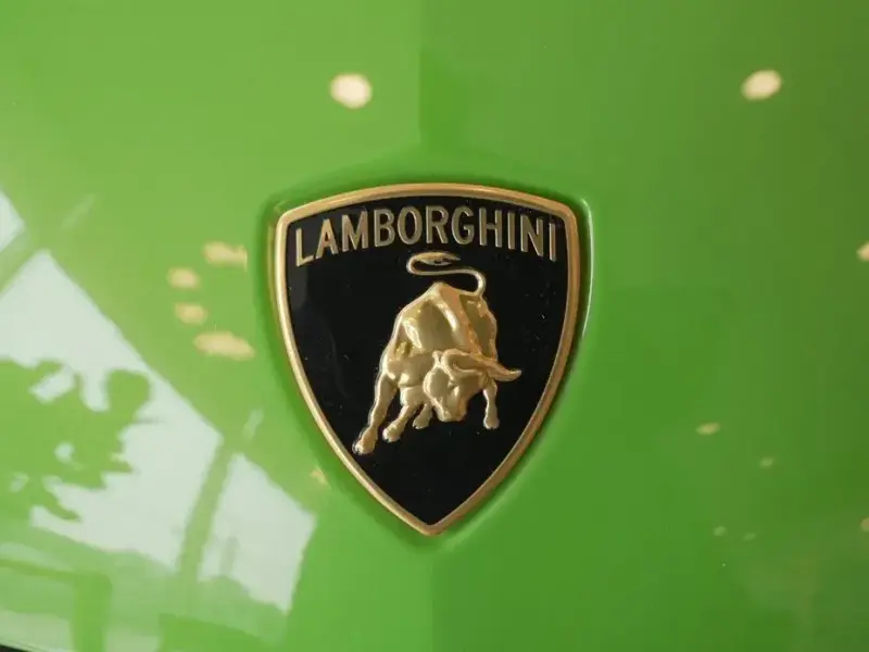2026 Lamborghini Urus с пробегом 30 км