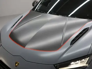 2023 Lamborghini Urus с пробегом 723 км