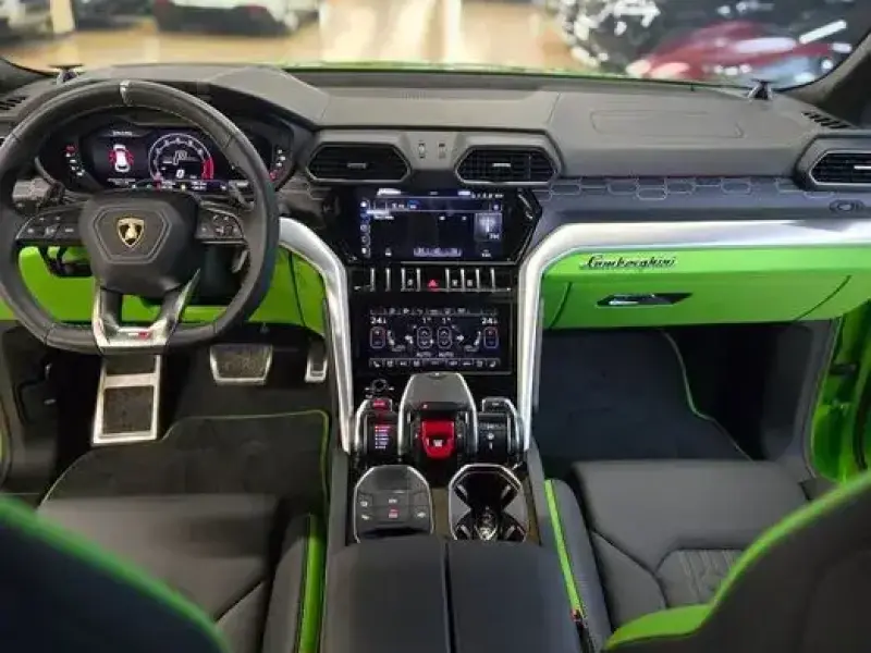 2024 Lamborghini Urus с пробегом 7 255 км