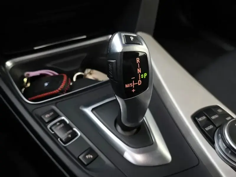2015 BMW 3 серии с пробегом 119 559 км