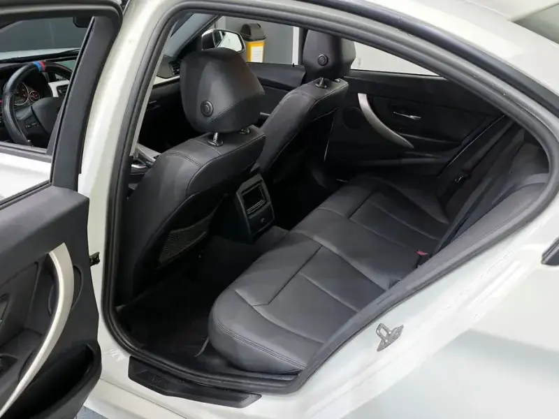 2015 BMW 3 серии с пробегом 119 559 км