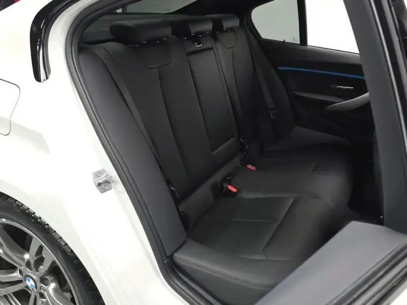 2018 BMW 3 серии с пробегом 58 377 км