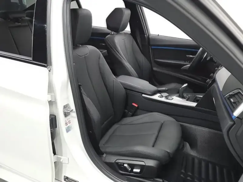 2018 BMW 3 серии с пробегом 58 377 км