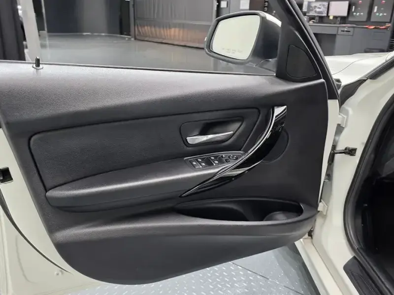 2015 BMW 3 серии с пробегом 81 270 км
