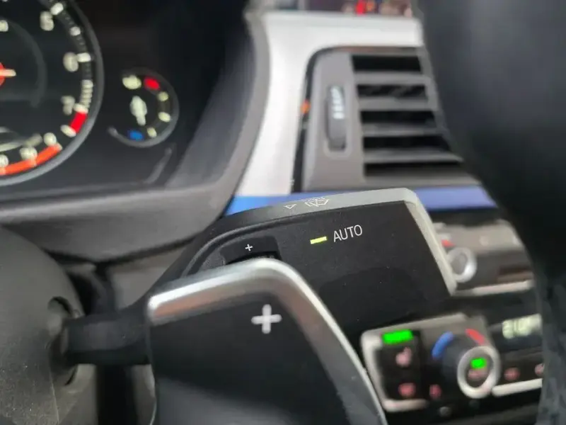 2018 BMW 3 серии с пробегом 74 240 км