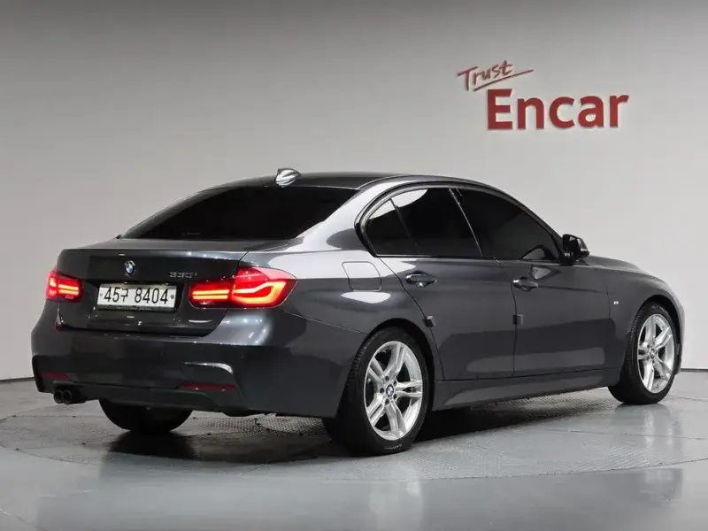 2018 BMW 3 серии с пробегом 59 330 км