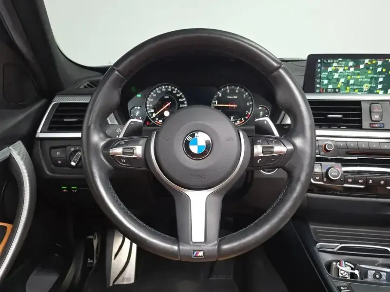 2018 BMW 3 серии с пробегом 59 330 км