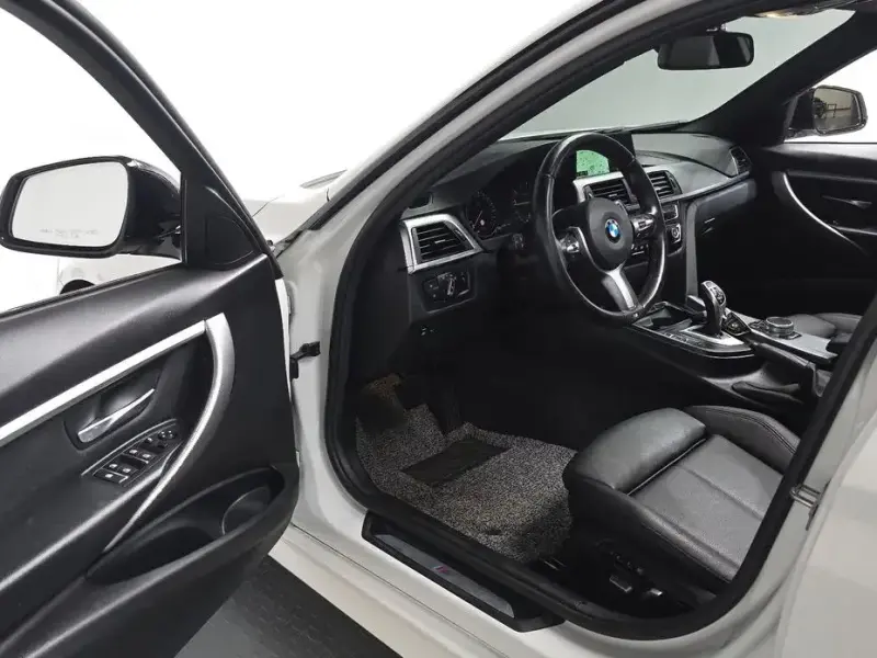 2018 BMW 3 серии с пробегом 90 365 км