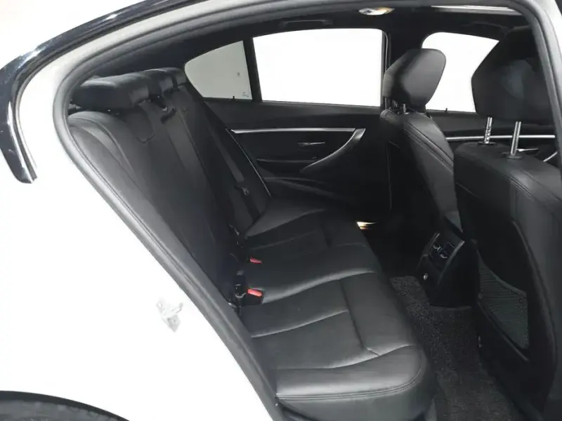 2018 BMW 3 серии с пробегом 90 365 км