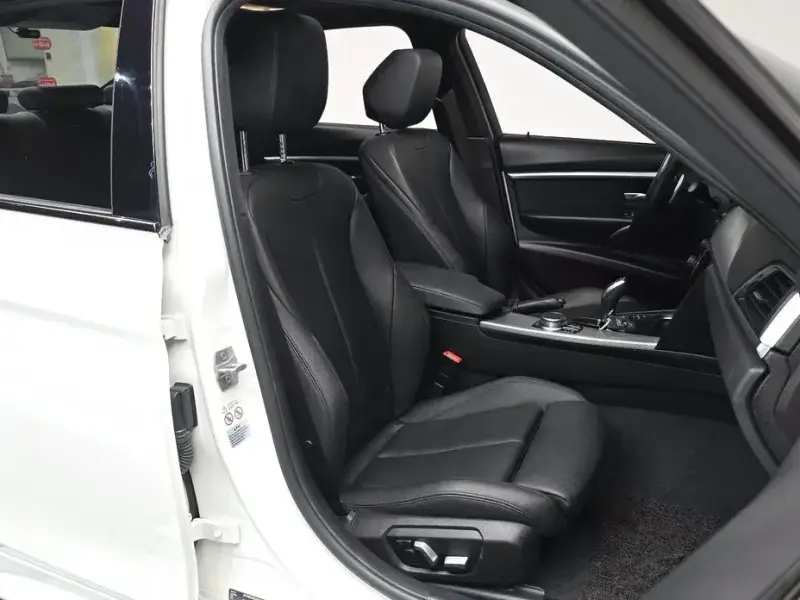 2018 BMW 3 серии с пробегом 90 365 км