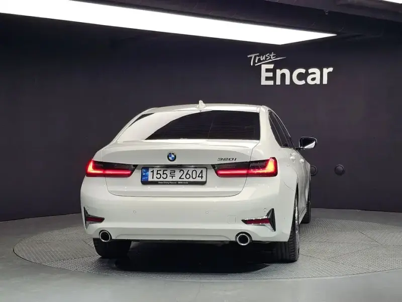 2022 BMW 3 серии с пробегом 25 351 км