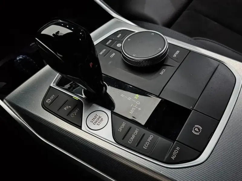 2021 BMW 3 серии с пробегом 15 844 км