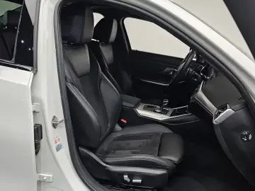 2021 BMW 3 серии с пробегом 15 844 км