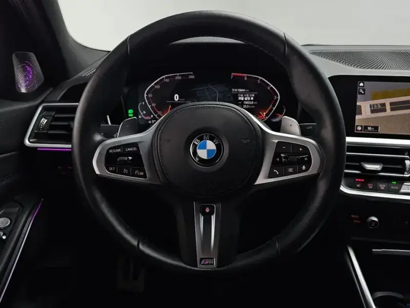 2021 BMW 3 серии с пробегом 15 844 км