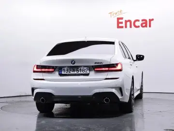 2022 BMW 3 серии с пробегом 42 687 км