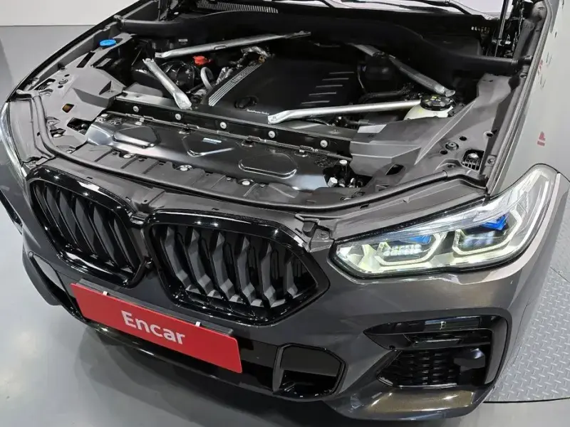 2023 BMW X6 с пробегом 60 935 км