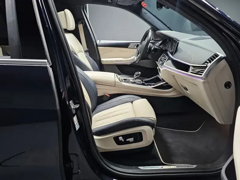 2022 BMW X7 с пробегом 73 337 км