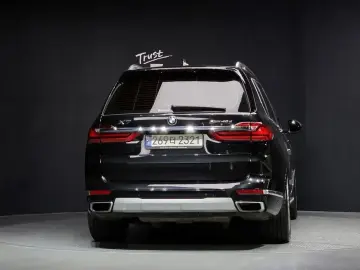 2021 BMW X7 с пробегом 91 998 км