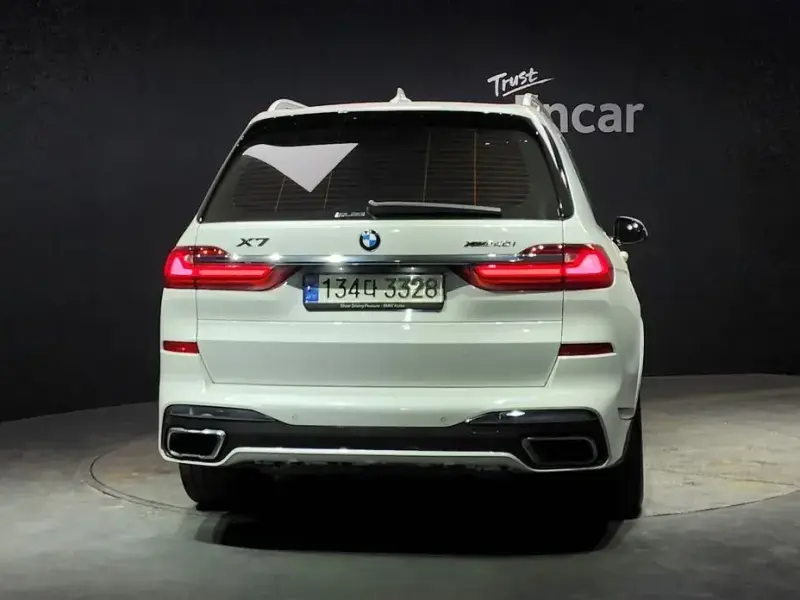 2021 BMW X7 с пробегом 135 909 км
