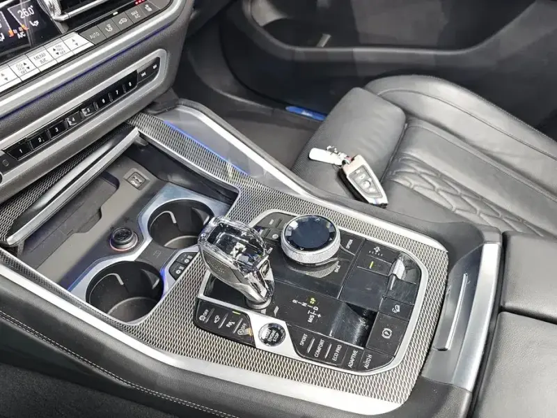 2023 BMW X6 с пробегом 51 717 км