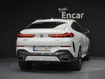 2022 BMW X6 с пробегом 30 214 км