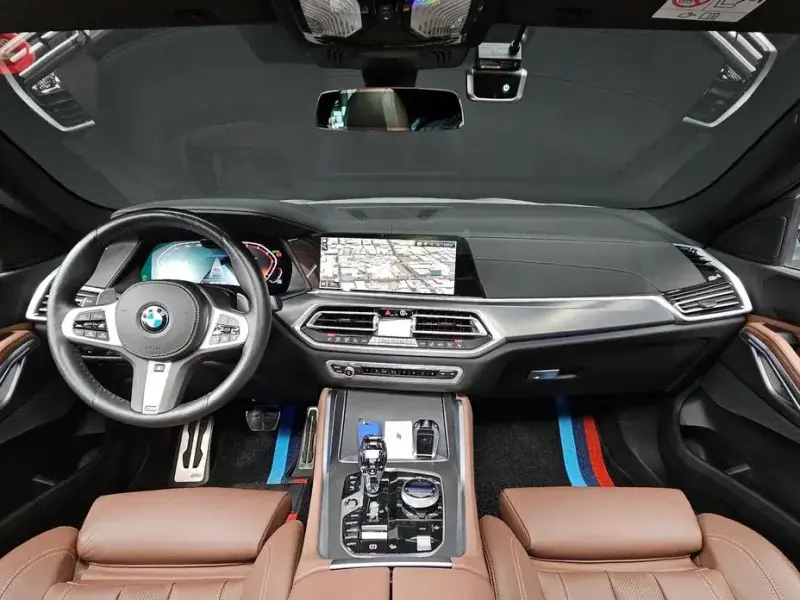 2022 BMW X6 с пробегом 30 214 км