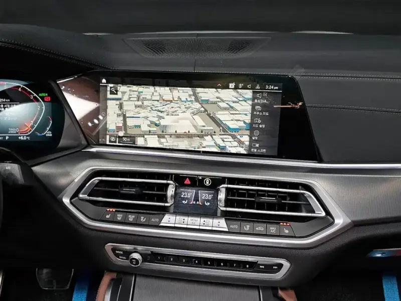 2022 BMW X6 с пробегом 30 214 км