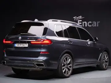 2022 BMW X7 с пробегом 16 822 км