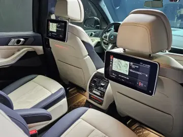 2022 BMW X7 с пробегом 16 822 км