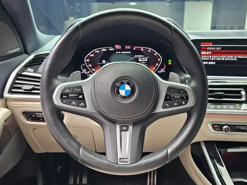 2022 BMW X7 с пробегом 16 822 км