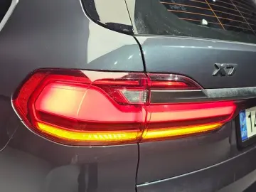 2022 BMW X7 с пробегом 16 822 км