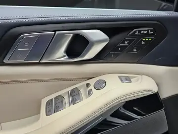 2022 BMW X7 с пробегом 16 822 км