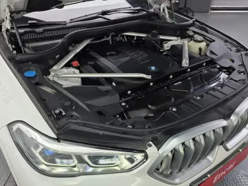 2021 BMW X6 с пробегом 98 185 км
