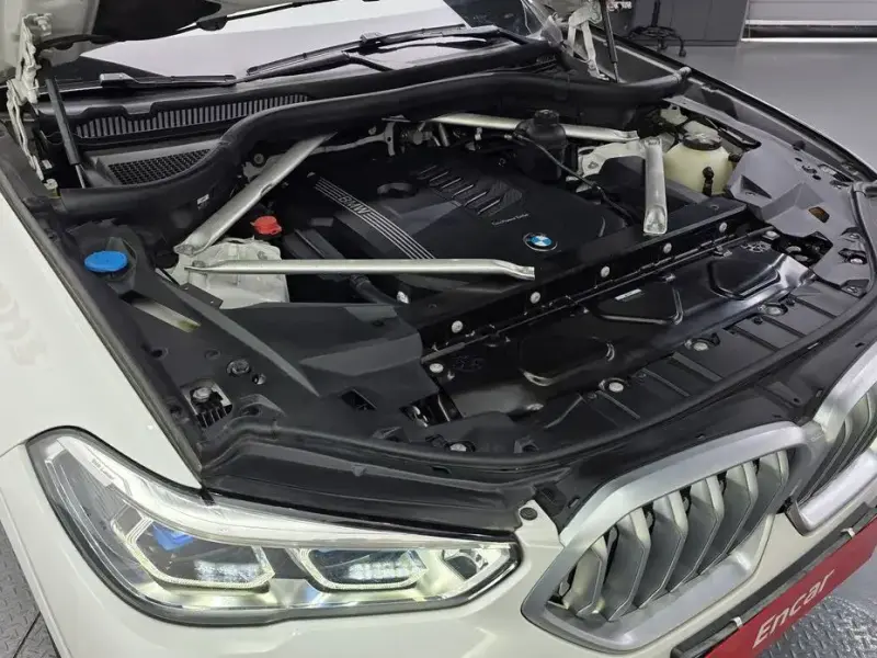 2021 BMW X6 с пробегом 98 185 км