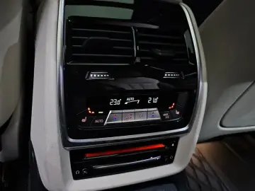 2022 BMW X7 с пробегом 16 822 км