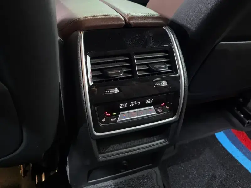 2021 BMW X6 с пробегом 98 185 км